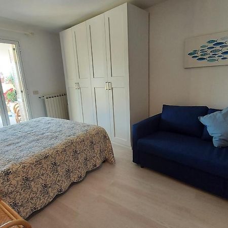 Villa Jone Diano Marina Bagian luar foto