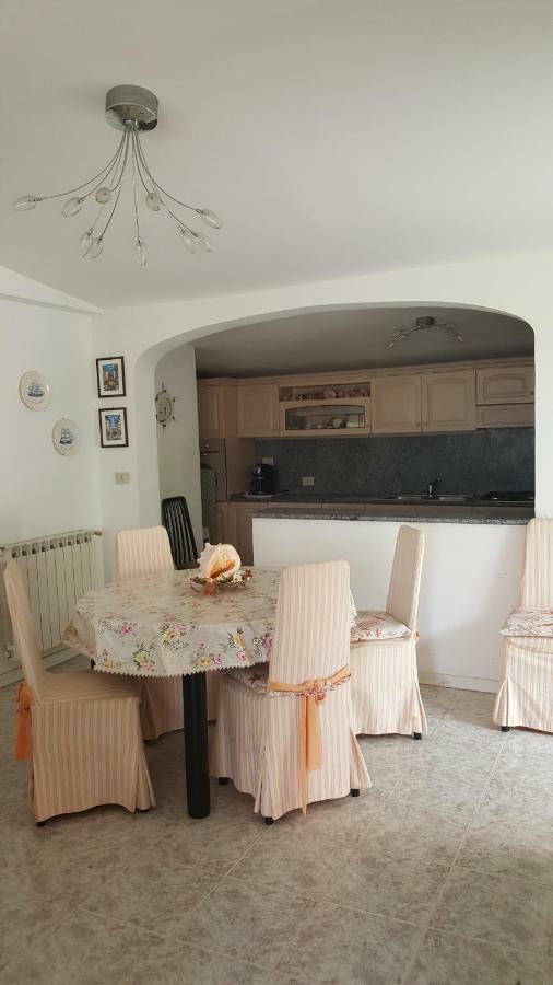 Villa Jone Diano Marina Bagian luar foto